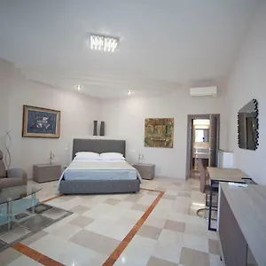 Affittacamere Imhome - Cadorna House, Milano